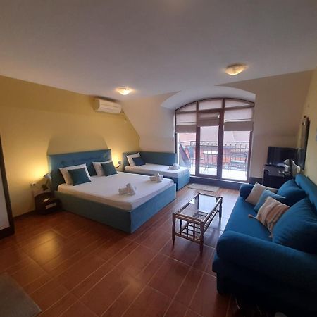 Cosy Apartments And Spectacular Rooms Fotiadis Veliko Tarnovo Exterior photo