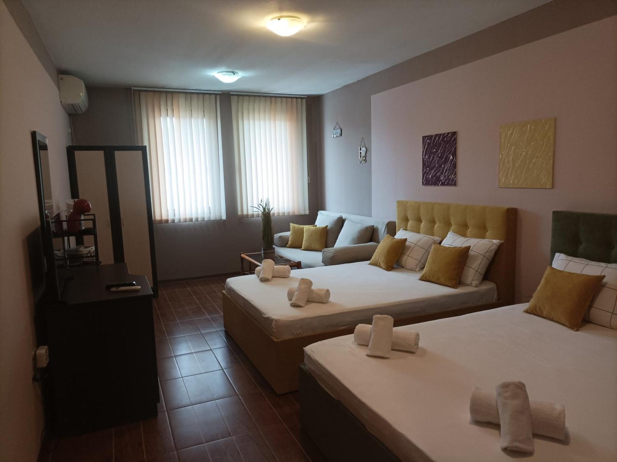 Cosy Apartments And Spectacular Rooms Fotiadis Veliko Tarnovo Exterior photo