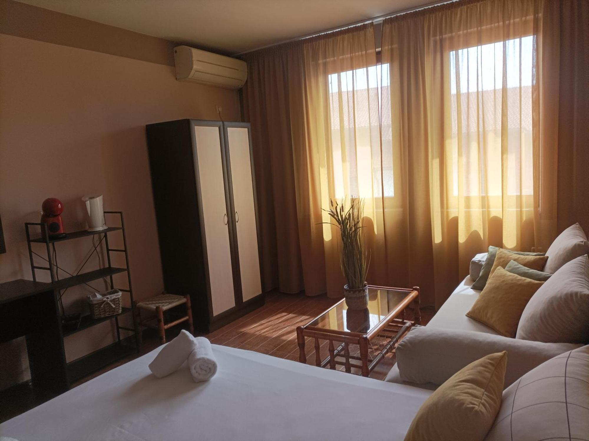 Cosy Apartments And Spectacular Rooms Fotiadis Veliko Tarnovo Exterior photo