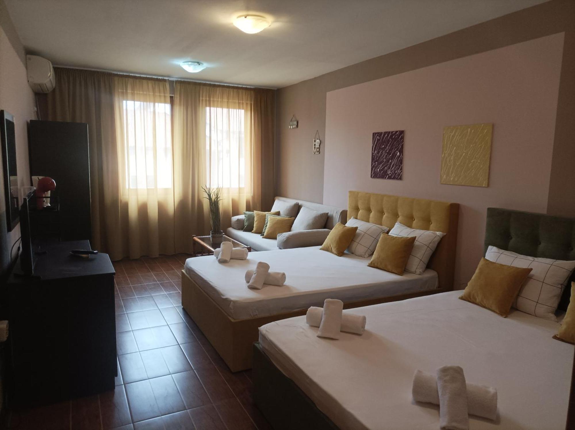 Cosy Apartments And Spectacular Rooms Fotiadis Veliko Tarnovo Exterior photo