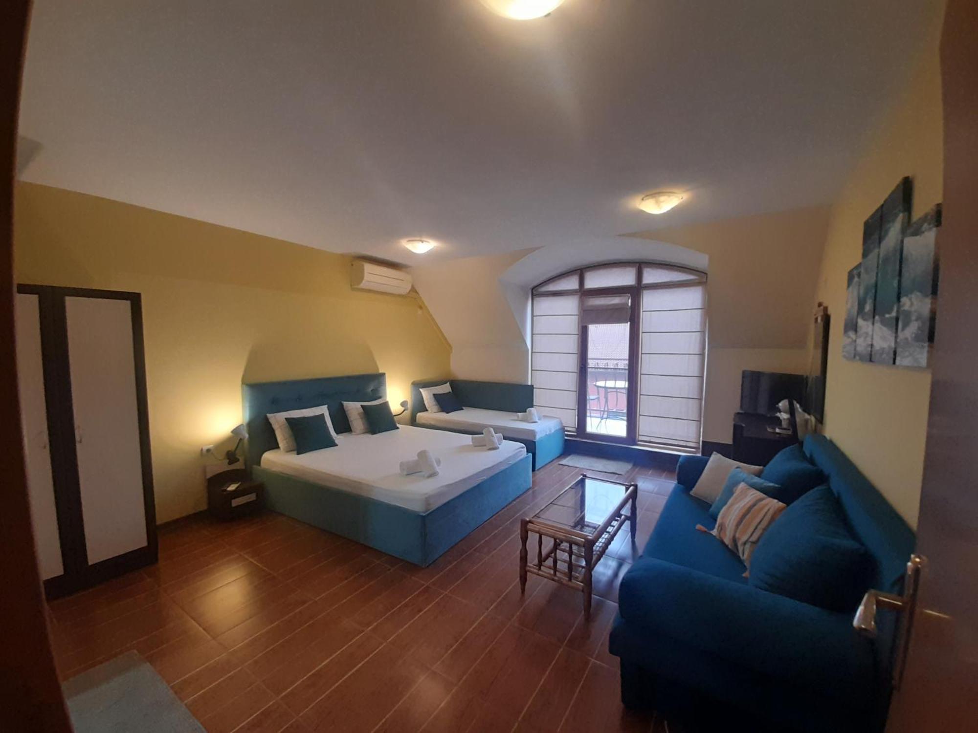 Cosy Apartments And Spectacular Rooms Fotiadis Veliko Tarnovo Exterior photo