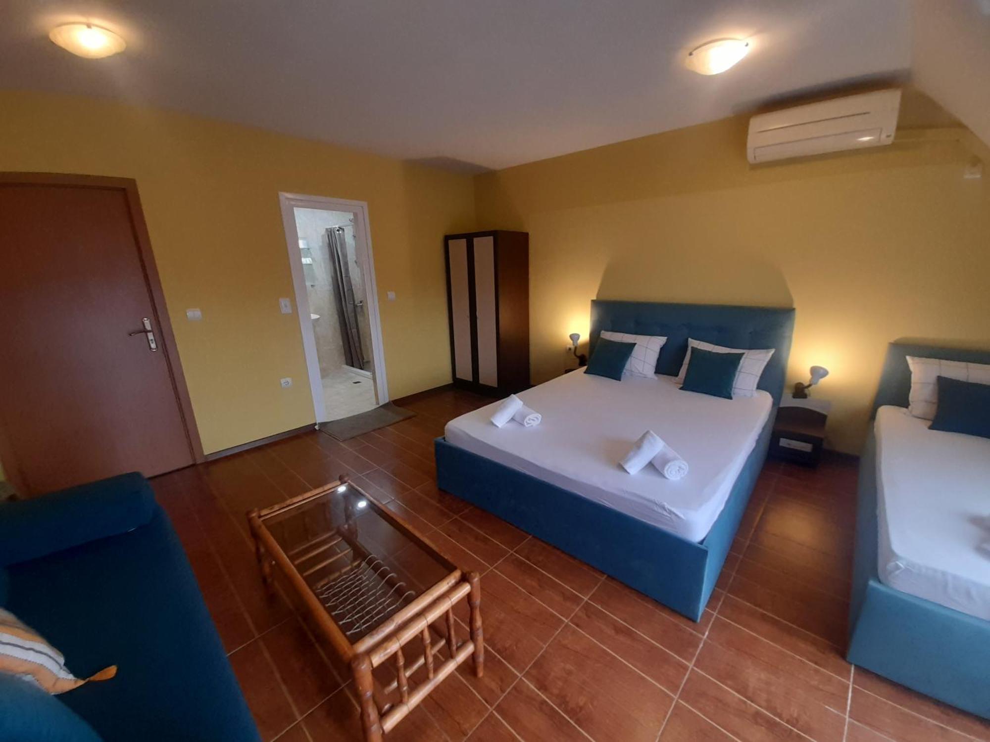 Cosy Apartments And Spectacular Rooms Fotiadis Veliko Tarnovo Exterior photo